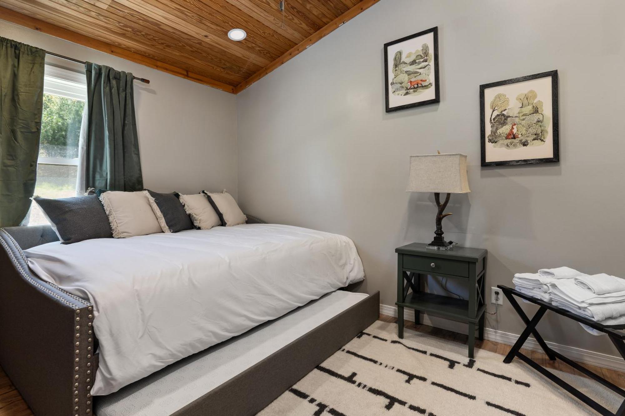 Spacious Cabin Near Hocking Hills And Caves With Hot Tub And Firepit Laurelville Kültér fotó