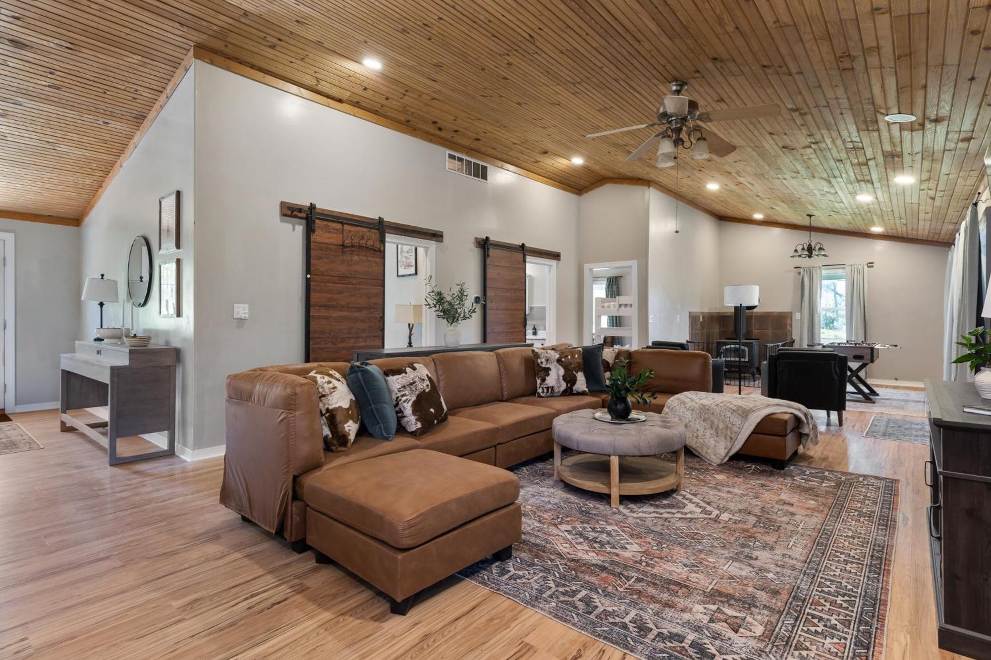 Spacious Cabin Near Hocking Hills And Caves With Hot Tub And Firepit Laurelville Kültér fotó