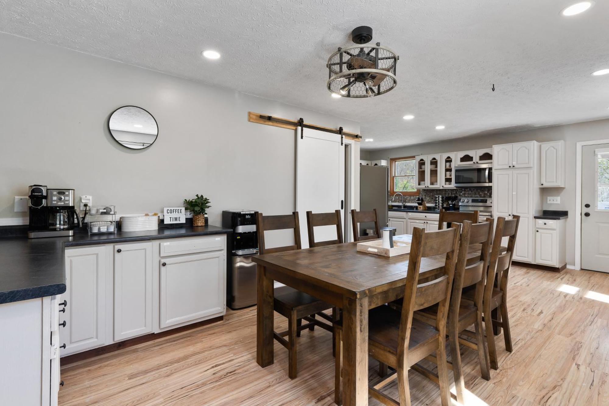 Spacious Cabin Near Hocking Hills And Caves With Hot Tub And Firepit Laurelville Kültér fotó