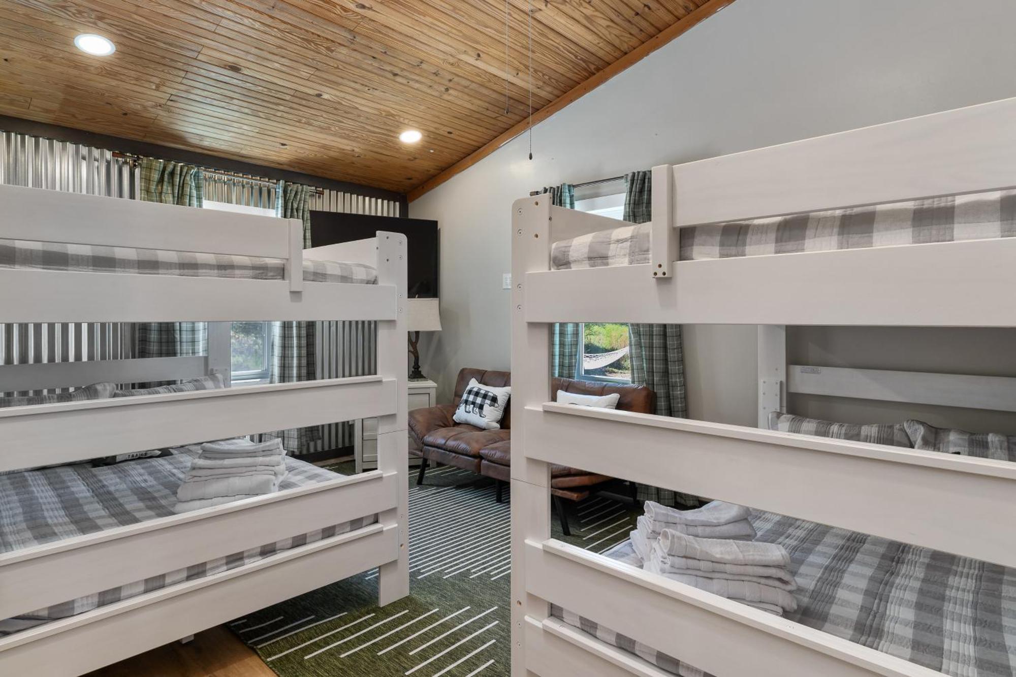 Spacious Cabin Near Hocking Hills And Caves With Hot Tub And Firepit Laurelville Kültér fotó